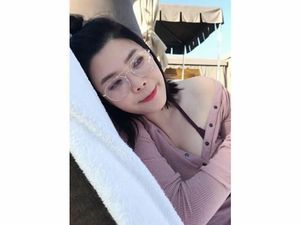 Mengaku Hidung Seperti Babi, Penampilan Penyanyi Korea Ini Kini Mengejutkan