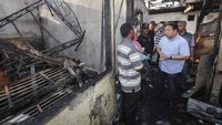 Anggota DPR Bantu Korban Kebakaran Taman Kota
