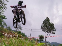 Memperkenalkan Urban Downhill kepada Penggemar MTB