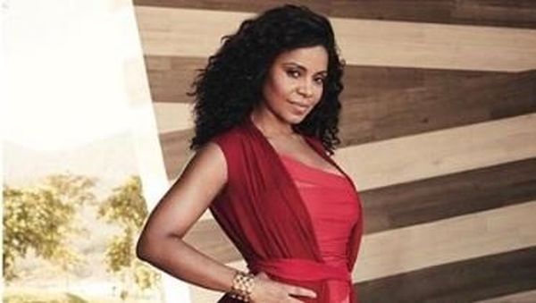 Ini Bintang Alien vs Predator yang Menggigit Beyonce