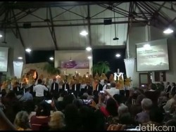 Ketika Paduan Suara IAIN Salatiga Bernyanyi di Perayaan Paskah