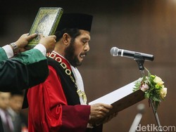 Jejak Putusan Ketua MK: Setuju LGBT Dibui hingga Pro Angket KPK