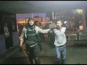 Polisi Ringkus Pencopet HP di Stasiun Jatinegara