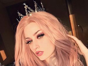 Wajah Mirip Karakter Disney, Model Ini Cocok Jadi Ariel Hingga Fiona