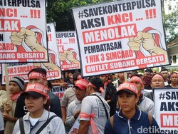 Penjual Pulsa di Jabar Tolak Pembatasan Registrasi SIM Card