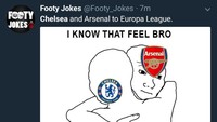Chelsea akan merasakan tampil di Liga Europa, layaknya Arsenal musim ini yang gagal finis di zona Liga Champions musim lalu. (Foto: Twitter @Footy_Jokes)