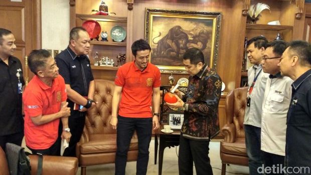 Kensuke Takahashi akan menangani tim futsal putra, putri dan tim futsal U-20