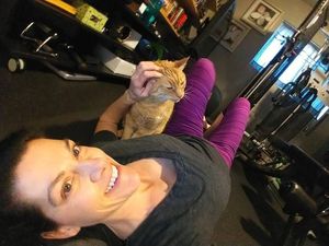 Gym Cat, Para Kucing Imut yang Senang Menemani Orang Nge-gym