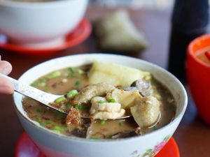 Resep Coto Makassar Pakai Sambal Tauco Cocok untuk Sajian Lebaran Resep Coto Makassar Pakai Sambal Tauco Cocok untuk Sajian Lebaran