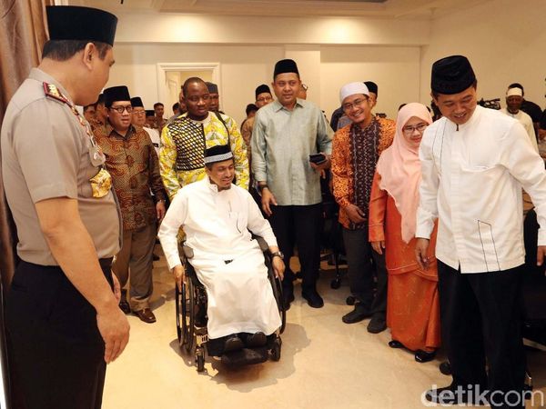 Rifda Farnidah, Juara Lomba Hafal Alquran tingkat Dunia Bertemu Ulama Arab