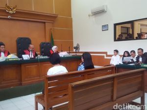 Selain Umrah VVIP First Travel, Syahrini Mengaku ke Turki