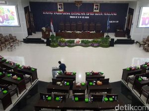LKPJ Wali Kota 2017 di Tengah Korupsi Massal, Nasibnya ? LKPJ Wali Kota 2017 di Tengah Korupsi Massal, Nasibnya ?
