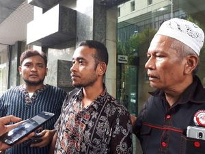 Kader Golkar Bekasi Dipolisikan Murid Habib Rizieq karena Baliho