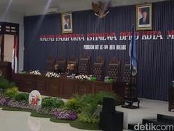 Mangkir Panggilan KPK, Ketua DPRD Kota Malang Pimpin Paripurna
