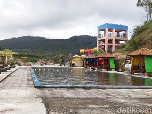 Kawah Sileri Dieng Meletus, Pemandian Air Panas Dqiano Ditutup