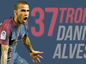 Punya 37 Trofi, Dani Alves Ungguli Messi dan Ronaldo