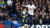 Davinson Sanchez, Tottenham Hotspur. Sanchez membuat 10 sapuan saat Spurs menang 3-1 atas Chelsea, jumlah terbanyak dari satu pemain di laga itu. Ia juga melakukan lima intersep dan dua kali blok. (Foto: Peter Nicholls/Reuters)