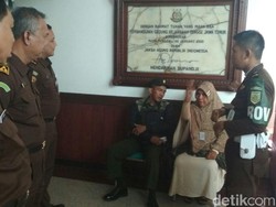 Tolak Ditahan, Tersangka Korupsi Aset Pemkot Surabaya Bikin Gaduh