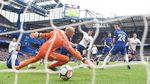 Foto: Spurs Runtuhkan Keangkeran Stamford Bridge