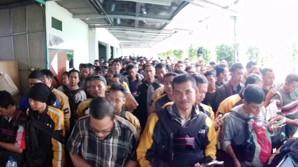 Driver Uber Jadi Rebutan Grab dan Go-Jek