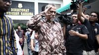 Salam Hormat Tio Pakusadewo Usai Diwacanakan Jadi Duta Antinarkoba