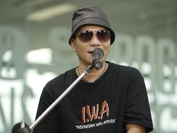 Selfi Klaim Gugat Harta karena Anak dan Uang Ratusan Juta, Iwa K Geram