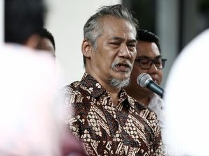 Tio Pakusadewo: Ray Sahetapy Penting Buat Saya Tio Pakusadewo: Ray Sahetapy Penting Buat Saya