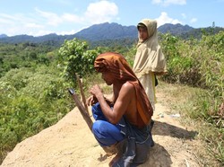 Video Perjuangan Warga Pedalaman Aceh Mencari Sinyal