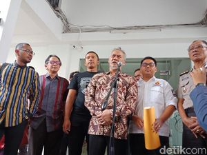 Polisi Limpahkan Tio Pakusadewo ke Kejari Jaksel