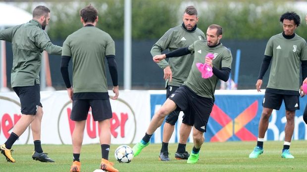 Lini pertahanan Juventus akan kembali diuji Real Madrid dini hari nanti.