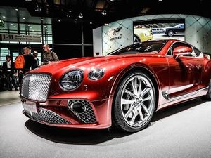 Beli Rumah Ini Rp 400 Miliar, Dapat Bentley Gratis