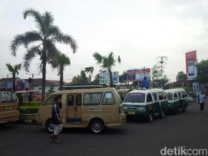 Corona Pandemik, Angkutan Umum di Garut Bebas Retribusi Selama 14 Hari Corona Pandemik, Angkutan Umum di Garut Bebas Retribusi Selama 14 Hari