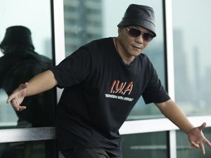 Geram Digugat Harta, Iwa K Ingin Beberkan Sesuatu soal Selfi Geram Digugat Harta, Iwa K Ingin Beberkan Sesuatu soal Selfi