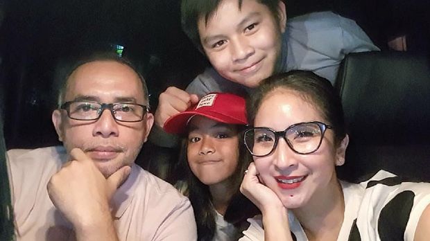 Cerita Novita Angie Beda Pendapat dengan Suami Soal Anak Pacaran