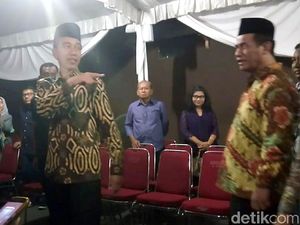 Prosesi Ibadah Usai, Keluarga Besan Jokowi Mohon Maaf Prosesi Ibadah Usai, Keluarga Besan Jokowi Mohon Maaf
