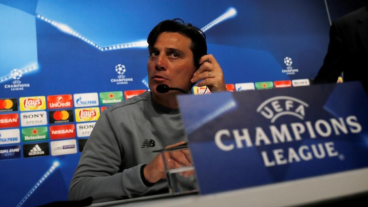 Pelatih Sevilla Vincenzo Montella jelang pertandingan menghadapi Bayern Munich. (Foto: Jon Nazca/Reuters)