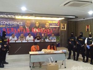 Selundupkan Sabu 2,415 Kg, Dua penumpang Pesawat di Juanda Diamankan Selundupkan Sabu 2,415 Kg, Dua penumpang Pesawat di Juanda Diamankan