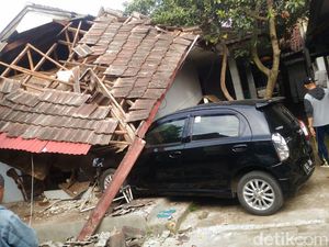 Hindari Kecelakaan Fatal Akibat Salah Injak Pedal Hindari Kecelakaan Fatal Akibat Salah Injak Pedal