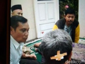 Seorang Pengasuh Ponpes Dianiaya, Dipukul saat Jadi Imam Salat Seorang Pengasuh Ponpes Dianiaya, Dipukul saat Jadi Imam Salat