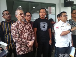 Tio Pakusadewo Kangen Main Sepakbola dan Akting