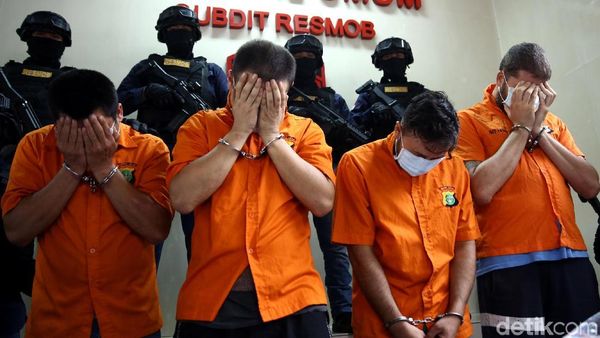 Polda Metro Tangkap 4 WNA Terkait Kasus Skimming