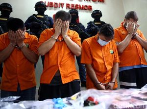 Polda Metro Tangkap 4 WNA Terkait Kasus Skimming