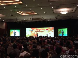 Jokowi Harap Industri 4.0 Bikin Ekonomi RI Masuk 10 Besar Dunia