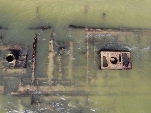 Foto: Bangkai Kapal Perang Sipil AS Tertangkap Kamera Drone Foto: Bangkai Kapal Perang Sipil AS Tertangkap Kamera Drone