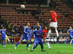 Penampilan perdana Ronaldo di final Liga Champions adalah bersama Manchester United pada musim 2007/2008. Di waktu normal, ia mencetak gol tunggal MU ke gawang Chelsea dalam skor 1-1. (Foto: Jamie McDonald/Getty Images)