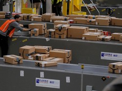 Ribuan Pekerja Amazon Mogok Kerja Hari Ini!
