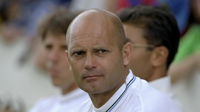 10 Jul 1999:  Ray Wilkins the assistant coach of Chelsea watches the game from the dugout during the annual pre-season friendly match against Kingstonian Football Club played at Kingsmeadow in London, England.  The match finished in a 0-3 win to the visiting premiership team Chelsea, and some of their new signings watched the game from the crowd. \ Picture: Ian Walton \ Mandatory Credit: Allsport UK /Allsport
