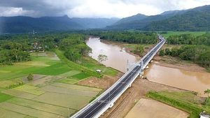 Megahnya Jembatan Grindulu Senilai Rp 211 Miliar di Kampung SBY