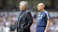 Almarhum Ray Wilkins pernah menjadi asisten mantan manajer Chelsea, Carlo Ancelotti. (