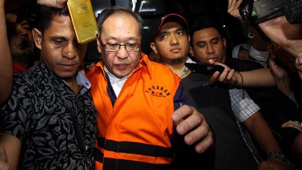 Foto: Orang Dekat Setya Novanto Ditahan KPK
